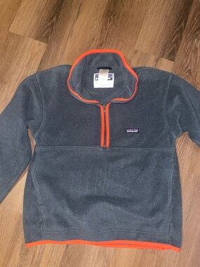 Kids Patagonia half zip fleece